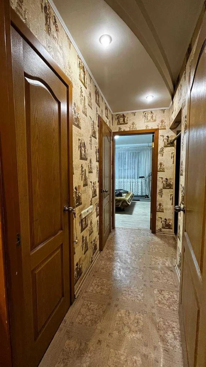 Spacious 3-bedroom apartment in the city center/Kalshevs'kyy