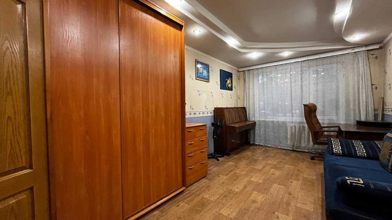 Spacious 3-bedroom apartment in the city center/Kalshevs'kyy