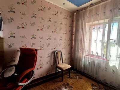 Apartment. Kryvyi Rih, Postovy Prospect (Karl Marx Avenue)