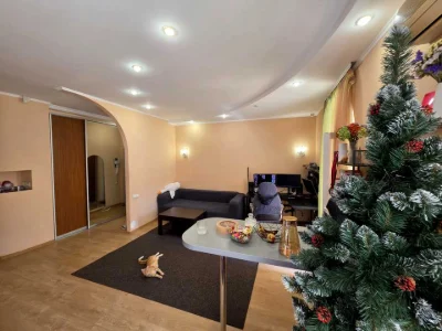 Apartment. Kryvyi Rih, Sveta-Mykolaivska Street (Lenina)