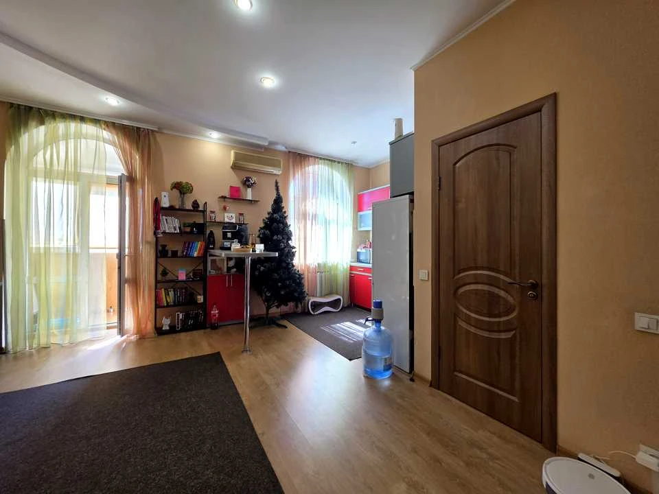 Apartment. Kryvyi Rih, Sveta-Mykolaivska Street (Lenina)