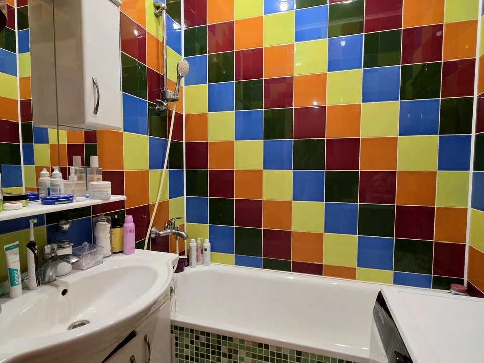 Apartment. Kryvyi Rih, Sveta-Mykolaivska Street (Lenina)