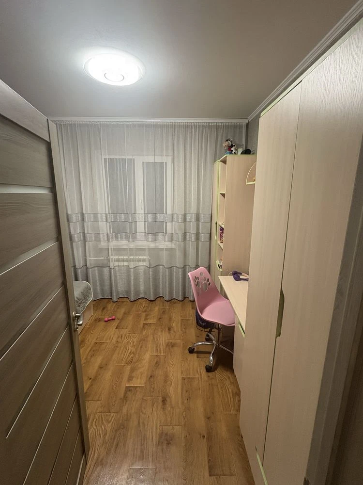 For Sale: 3 bedroom apartment on First Eastern