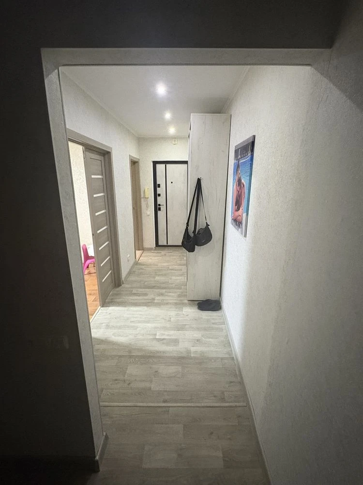 For Sale: 3 bedroom apartment on First Eastern