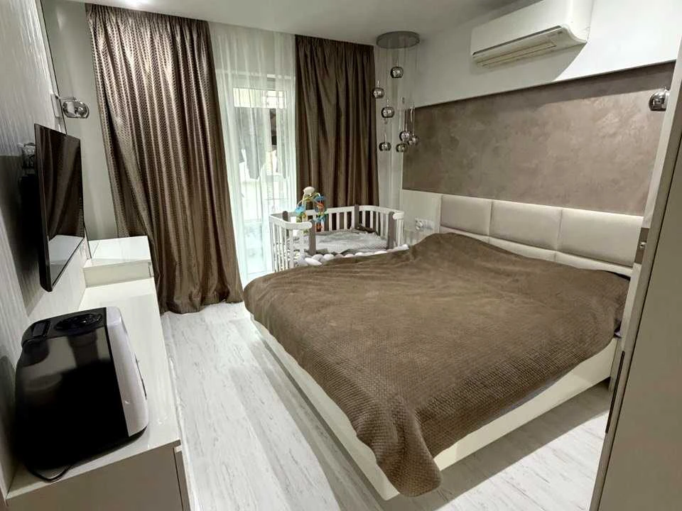 Apartment. Kryvyi Rih, Vechirniy Boulevard