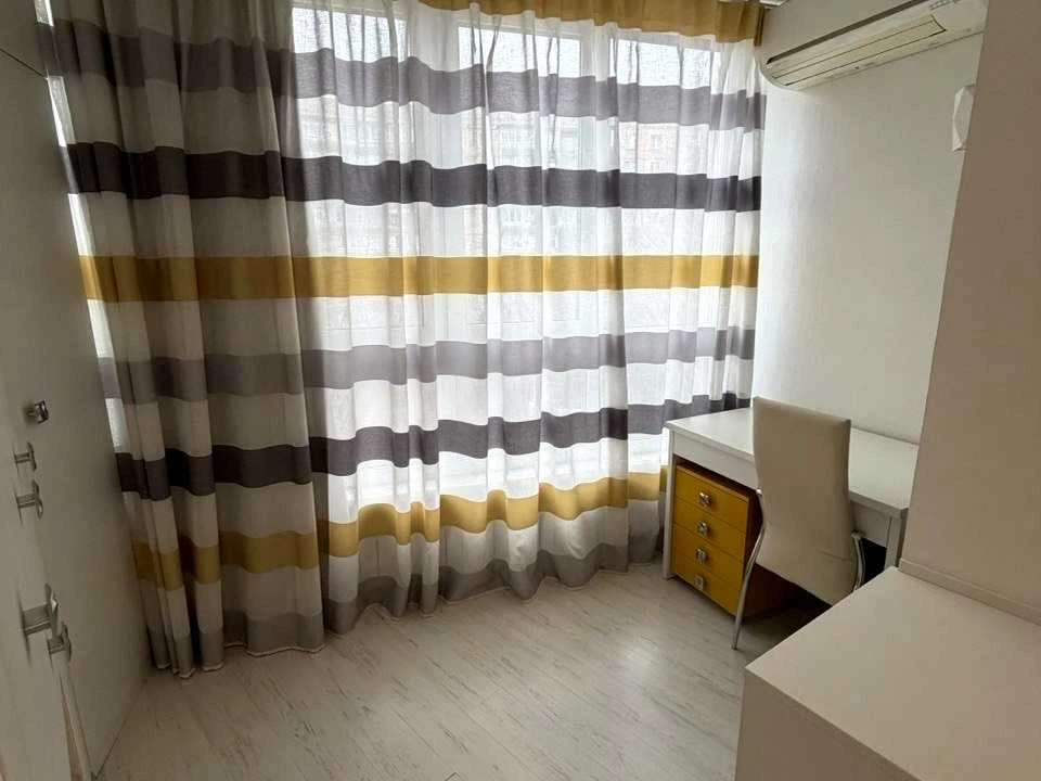 Apartment. Kryvyi Rih, Vechirniy Boulevard