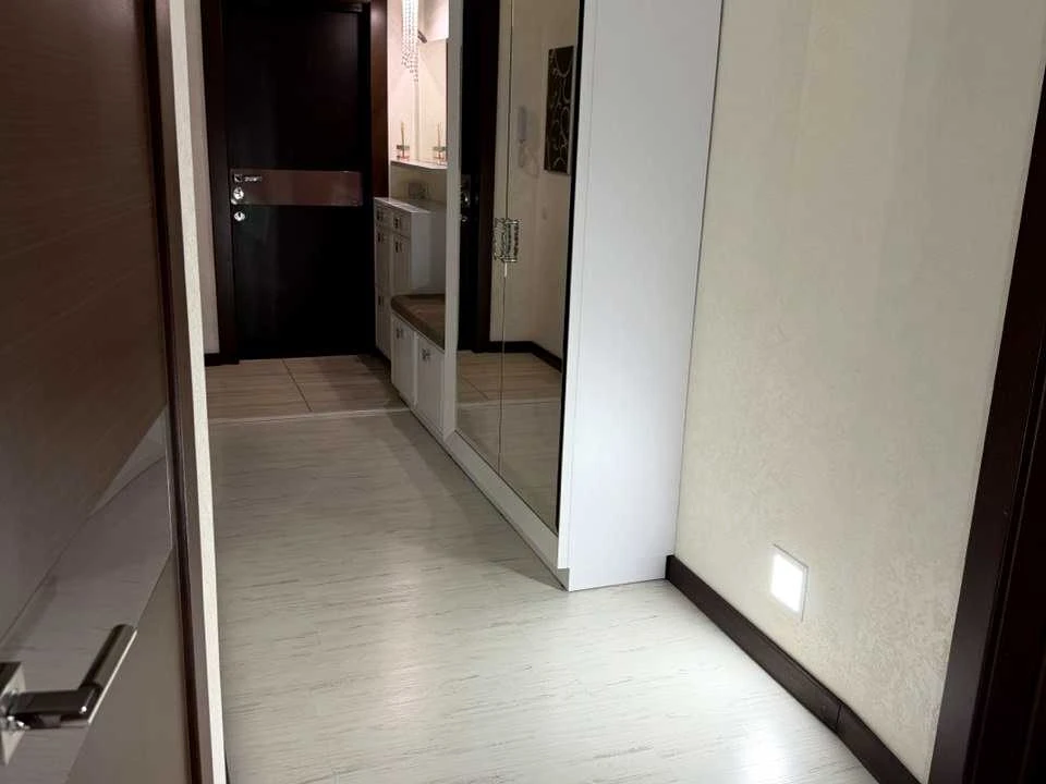 Apartment. Kryvyi Rih, Vechirniy Boulevard