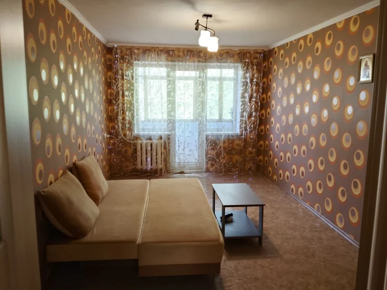 Sale of a renovated two-bedroom apartment