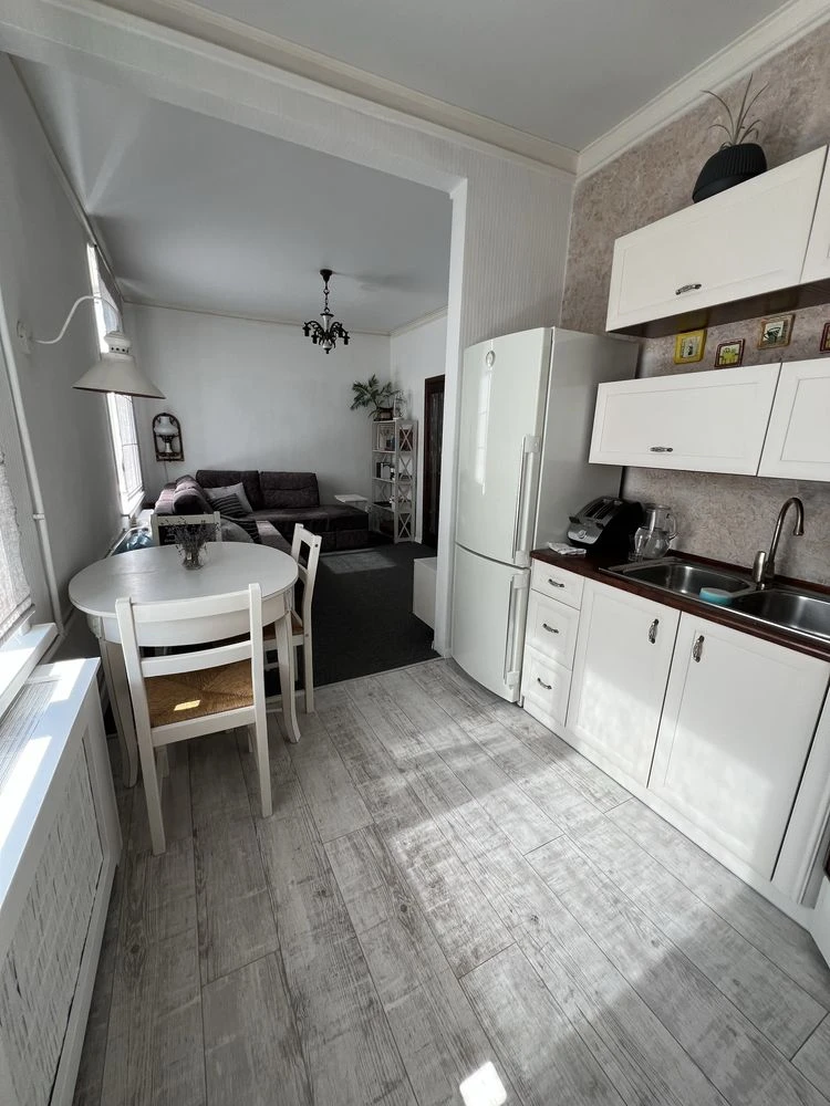Sale of a 2-bedroom apartment on Savycyskogo Street (YUGOK, Park, DC)