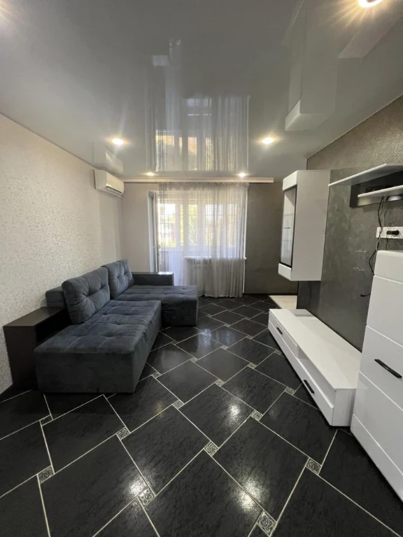 Sale of a 2-room apartment, on Kosiore Ring (Sobornosti Street)