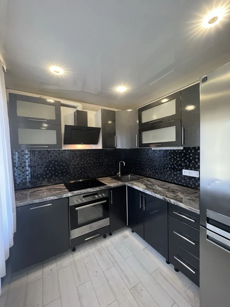 Продажа 2х ком кв, на Кольце Косиора ( ул Соборности )