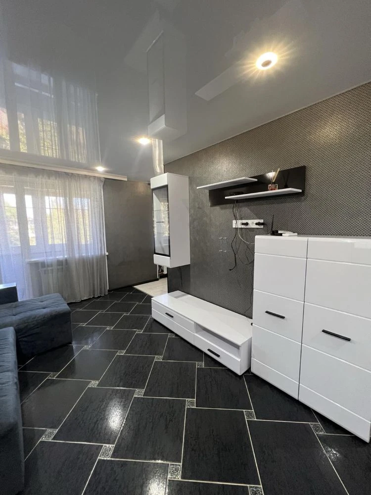Продажа 2х ком кв, на Кольце Косиора ( ул Соборности )