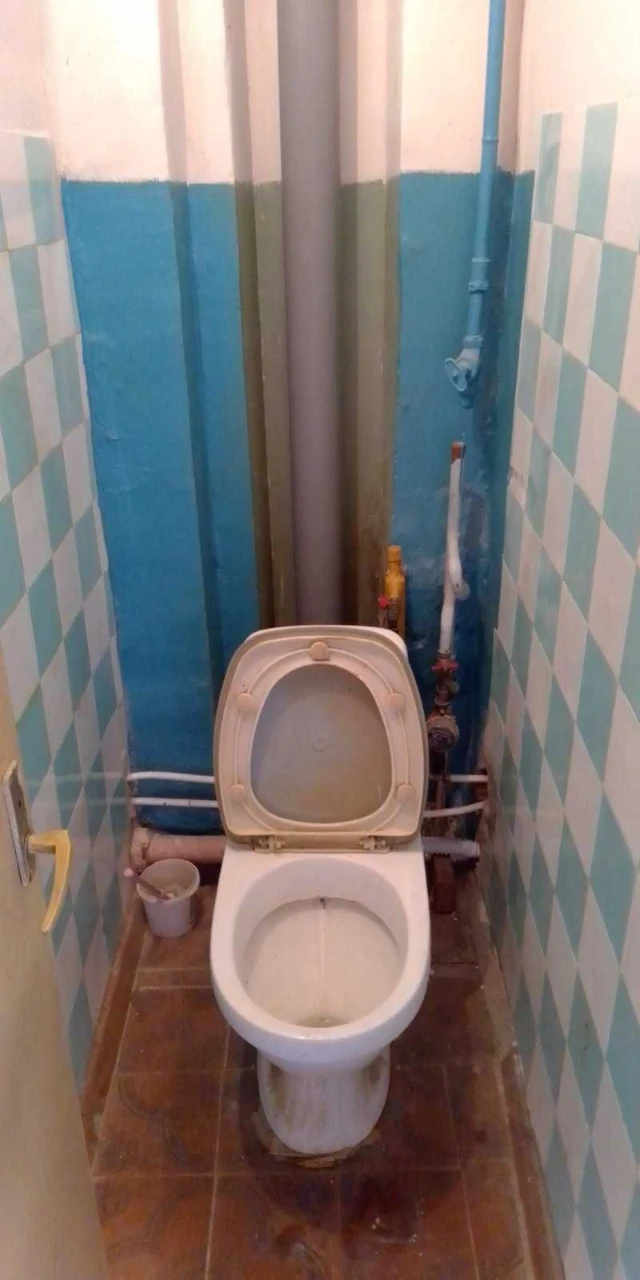 For sale: 2-room apartment on Damansky Street.