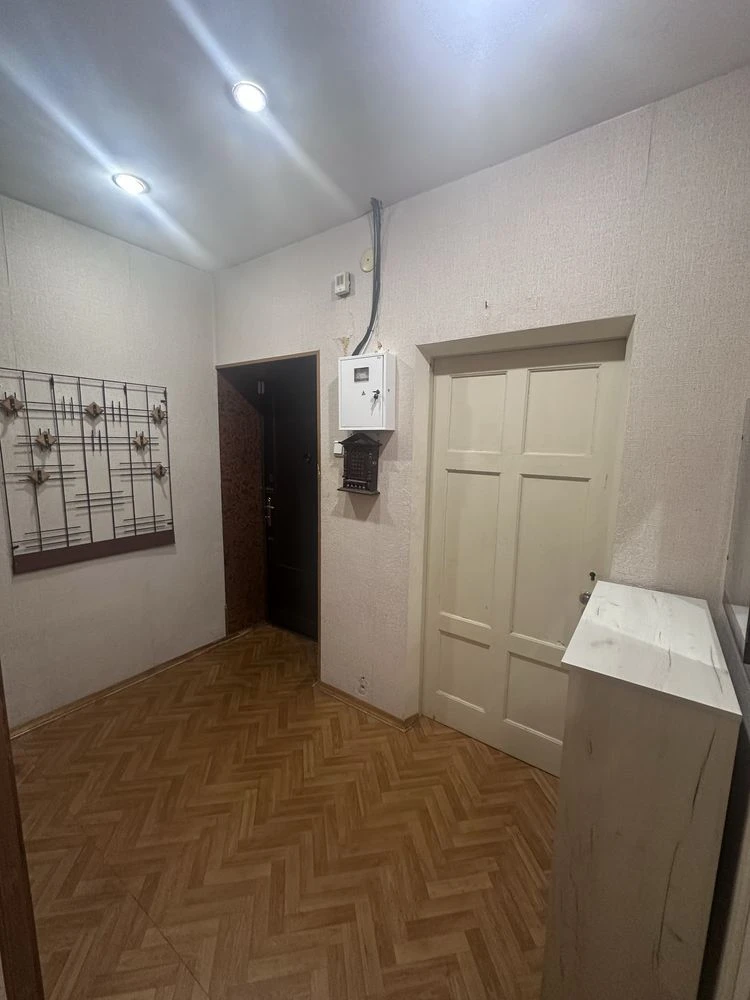 Трехкомнатная студия на Карачунах