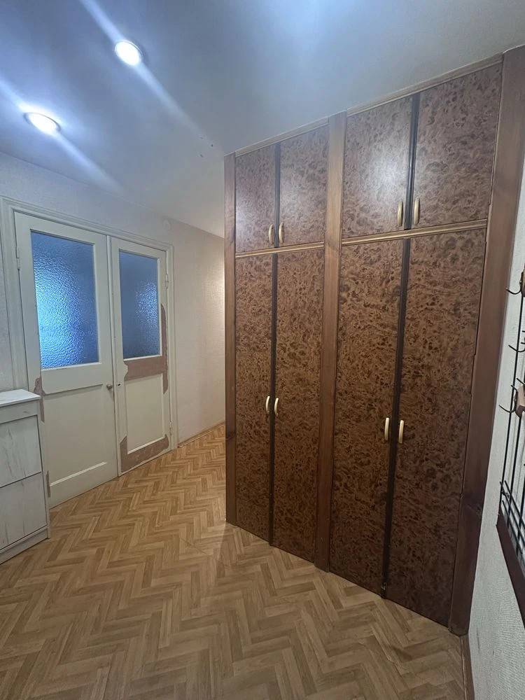 Трехкомнатная студия на Карачунах