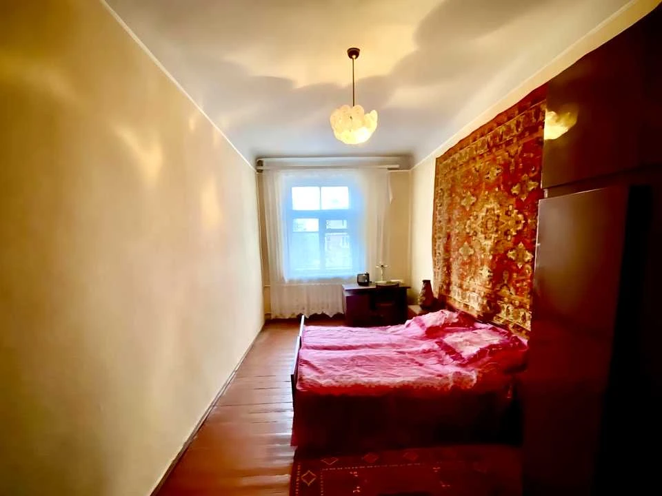 Apartment. Edward Fox Street, Kryvyi Rih