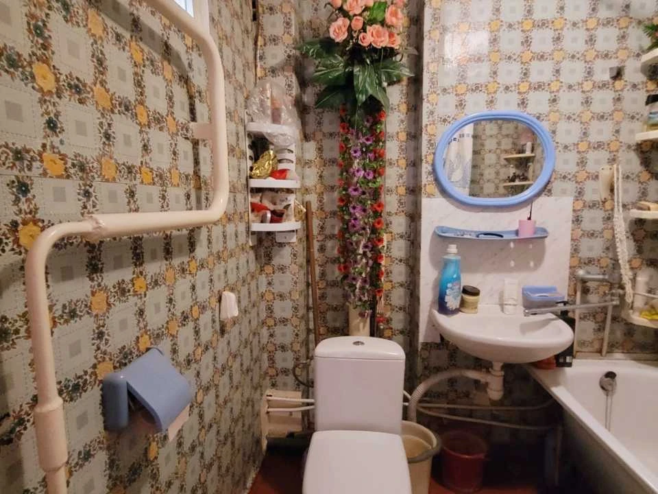 Apartment. Kryvyi Rih, Olgy Basarab Street (Matrosova)