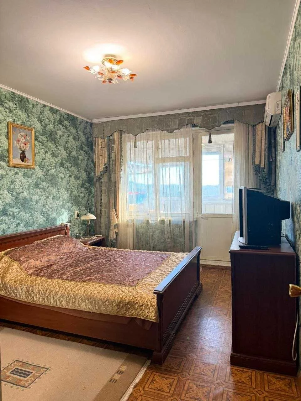 Sale of a cozy 3-room apartment in the historic center of Kryvyi Rih