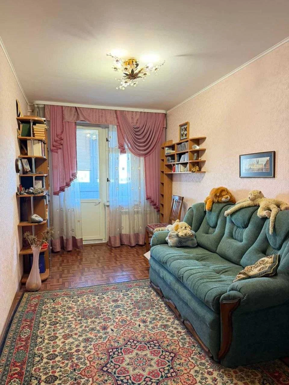 Sale of a cozy 3-room apartment in the historic center of Kryvyi Rih