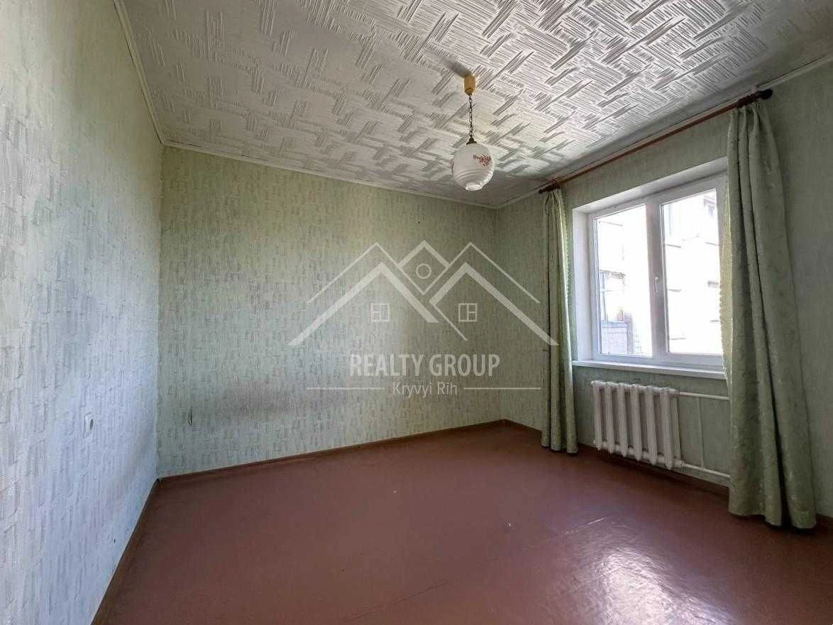 4-bedroom 90 m² | 5th Zarechnyy | 12/14 | panoramic view | $
