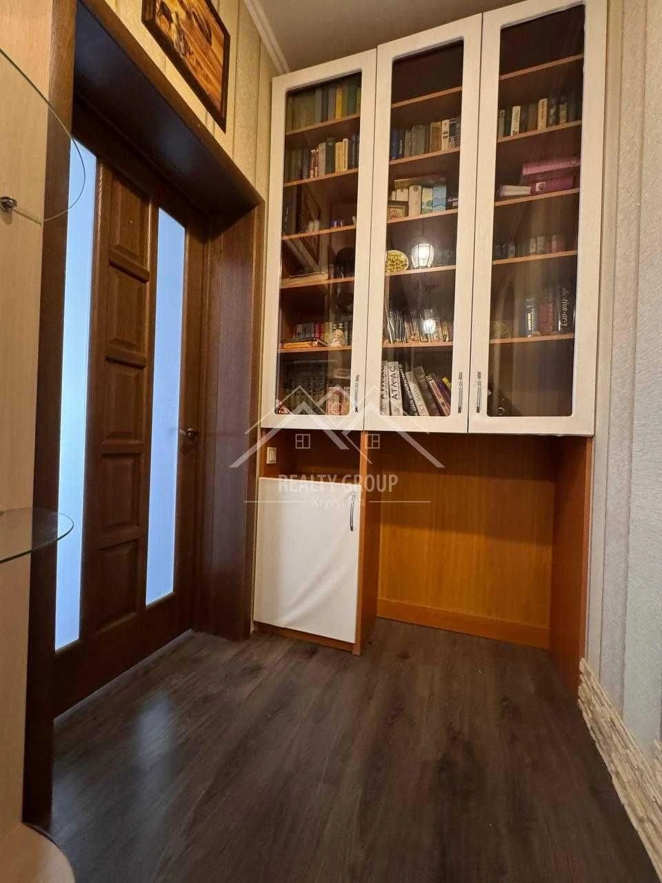 Продається 2-кімнатна квартира в Центральному районі, вул. Комерційна