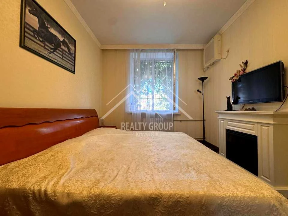 Apartment. Kryvyi Rih, Komerciyna St. (Yanova)