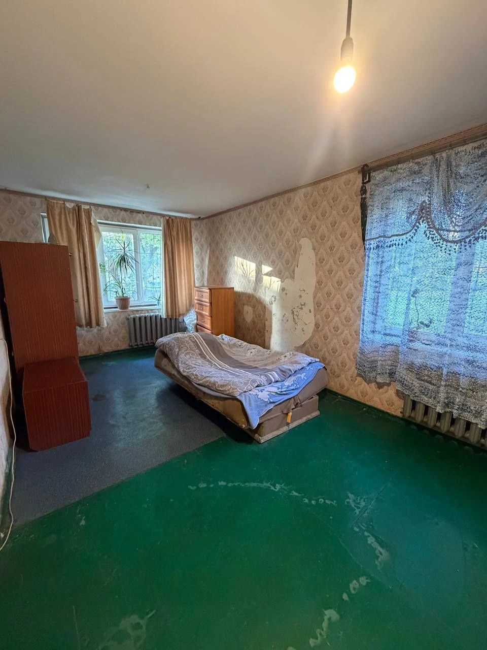 Продаж 3-кімнатної квартири, вул. Покровська, 8
