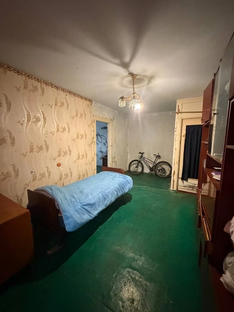 Продаж 3-кімнатної квартири, вул. Покровська, 8