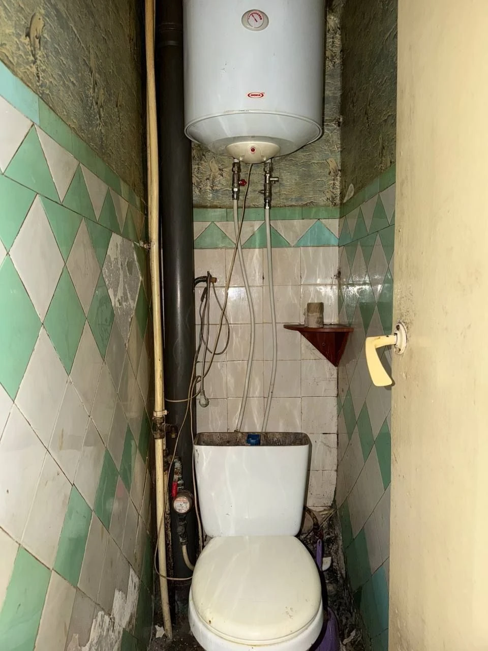 Продаж 3-кімнатної квартири, вул. Покровська, 8