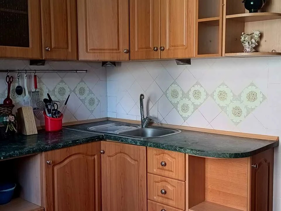 Apartment. Oleksii Riznichenka Street (Soprudnosti) in Kryvyi Rih