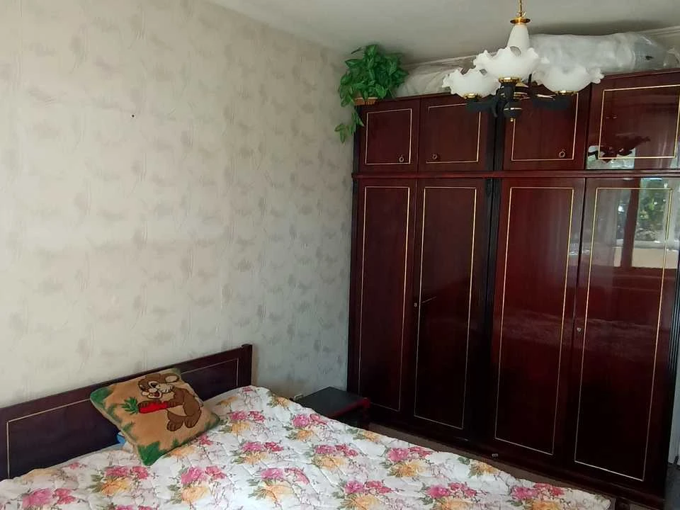 Apartment. Oleksii Riznichenka Street (Soprudnosti) in Kryvyi Rih