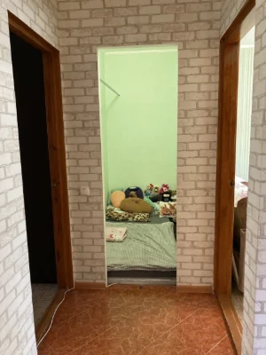 Продаж 2-кімнатного житла, Космонавтів 35