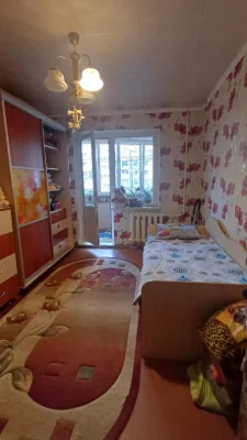 3-bedroom apartment on Mykolaiv Street. CM district