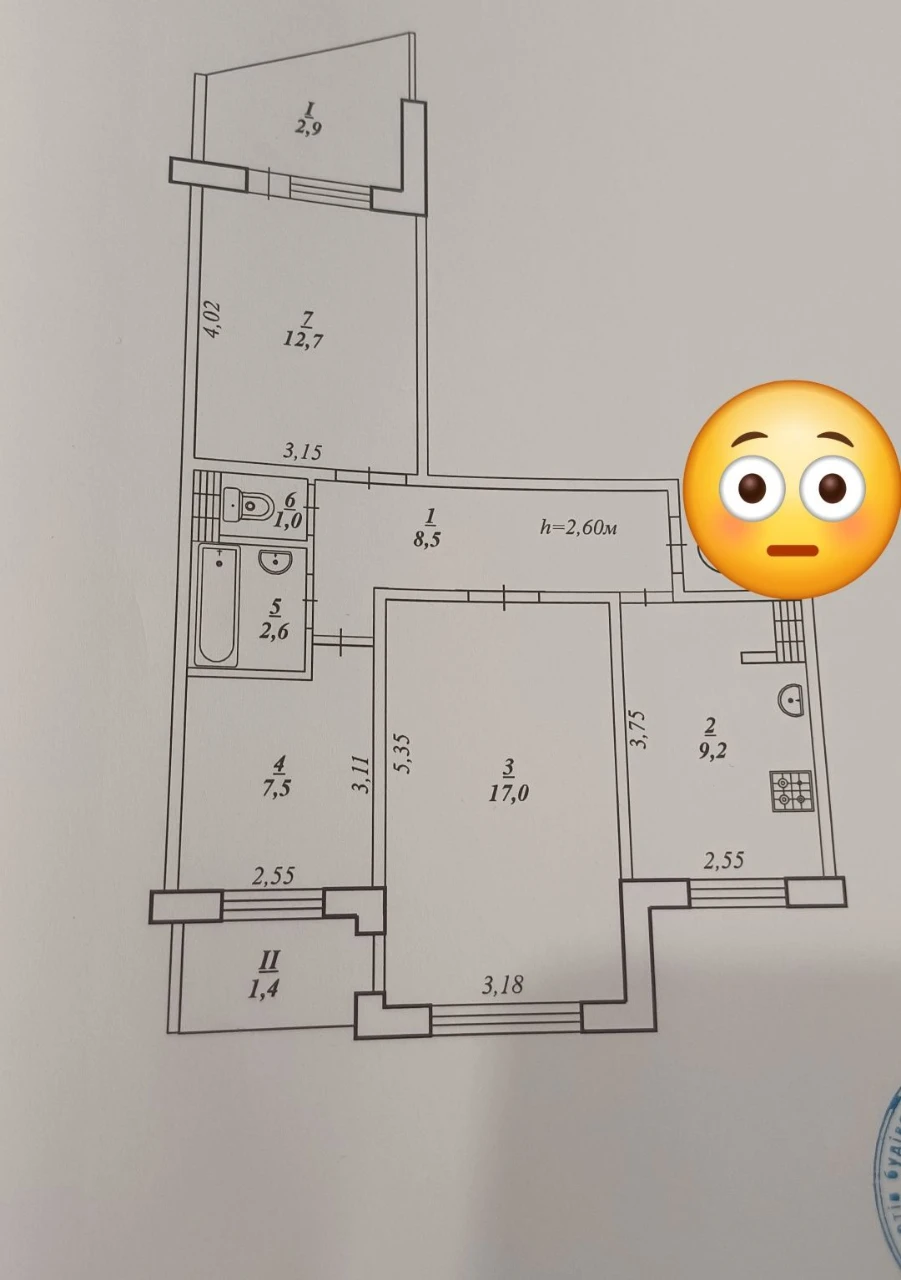 3-bedroom apartment on Mykolaiv Street. CM district