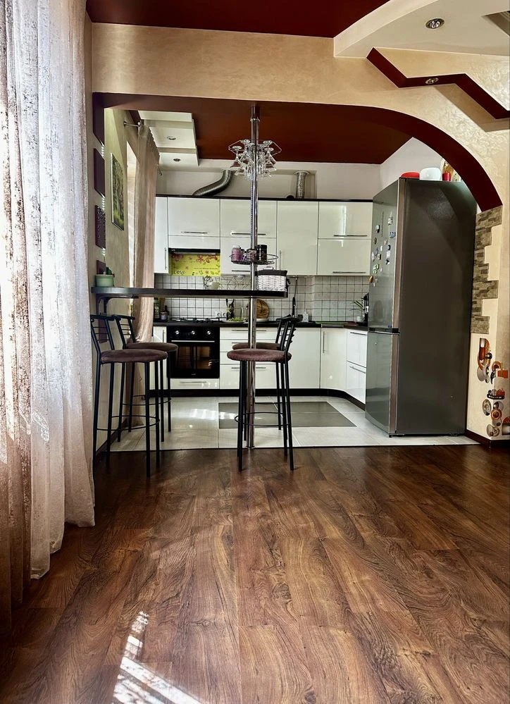SUPER 2-story apartment "8 Hospital" 2/4 Renovation Furniture Appliances