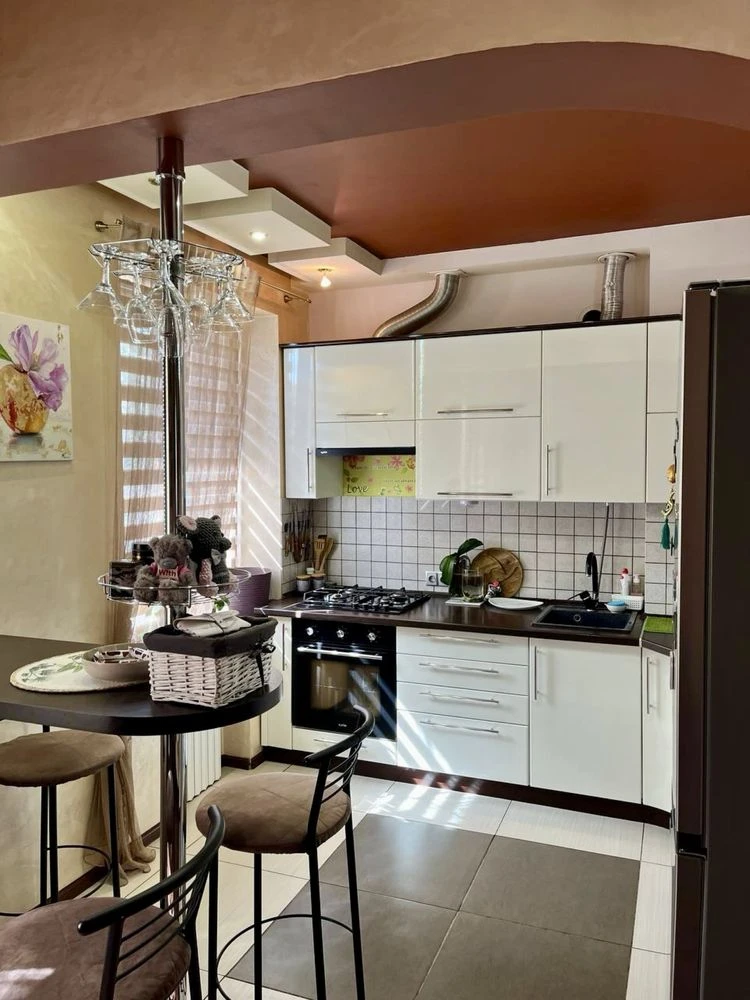 SUPER 2-story apartment "8 Hospital" 2/4 Renovation Furniture Appliances