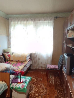 Продам 2х ком.квартиру на "Пионере"ул.Славная д. 6