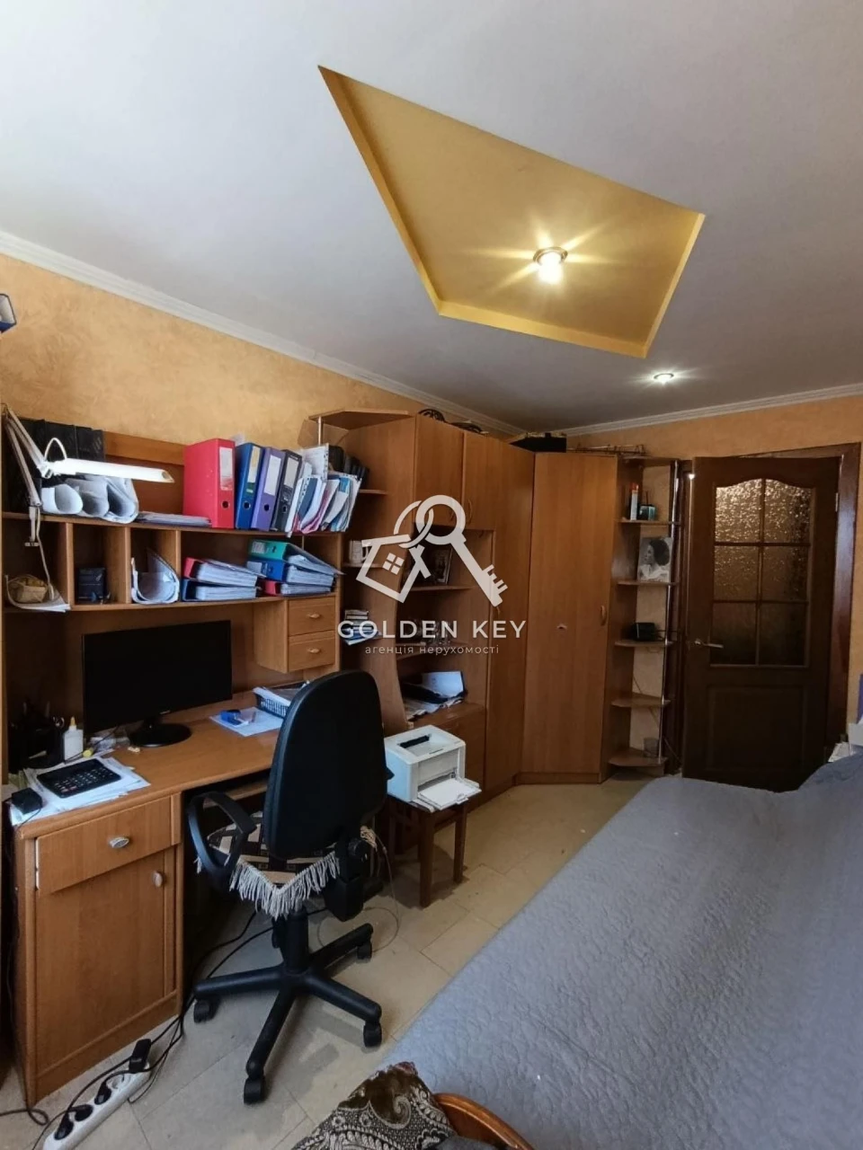 Продаж 4-кімнатной квартиры в ЦМ районе (ЄВідновлення, Сертиф