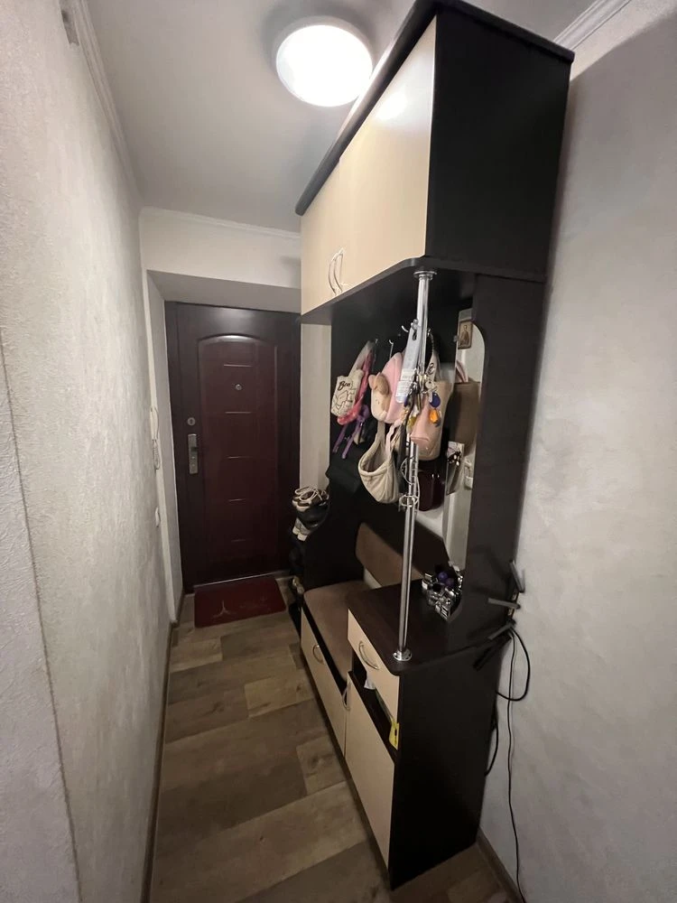 Продаж 2-кімн. квартири по вул. Петра Калнишевського