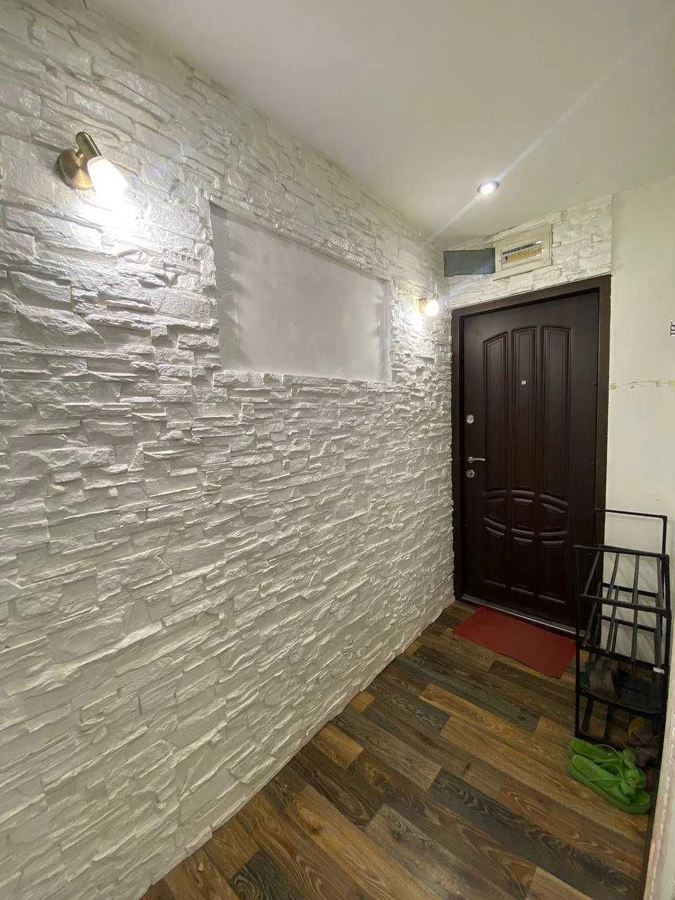 Sale of a 2-bedroom apartment after major renovation | Ser