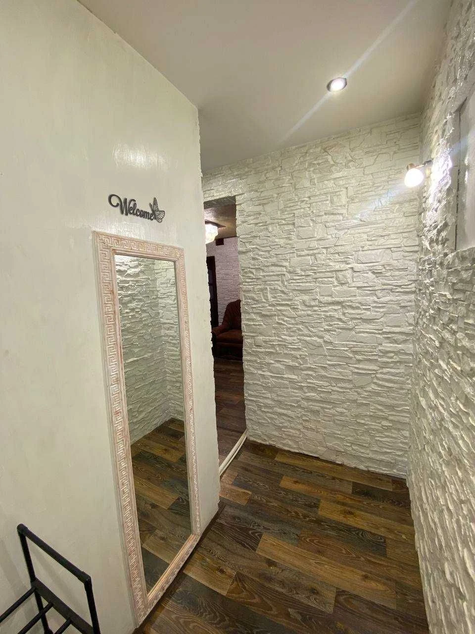 Sale of a 2-bedroom apartment after major renovation | Ser