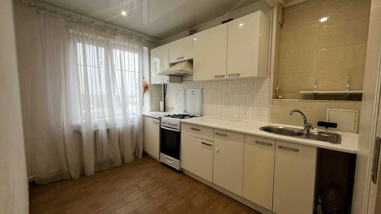 3-room apartment for sale on Mira/First City