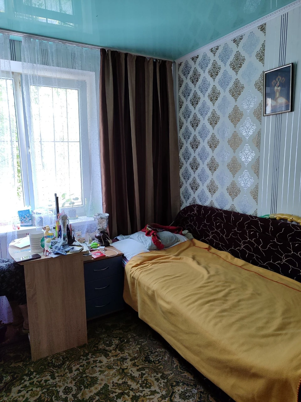 For Sale: 3-bedroom apartment on Cosmonauts Street