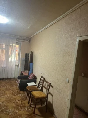 Продаю двухкомнатную квартиру на 17 квартале!
