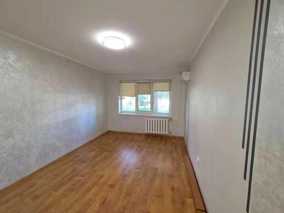 Apartment. Leonid Borodycha Street, 109, Kryviy Rog
