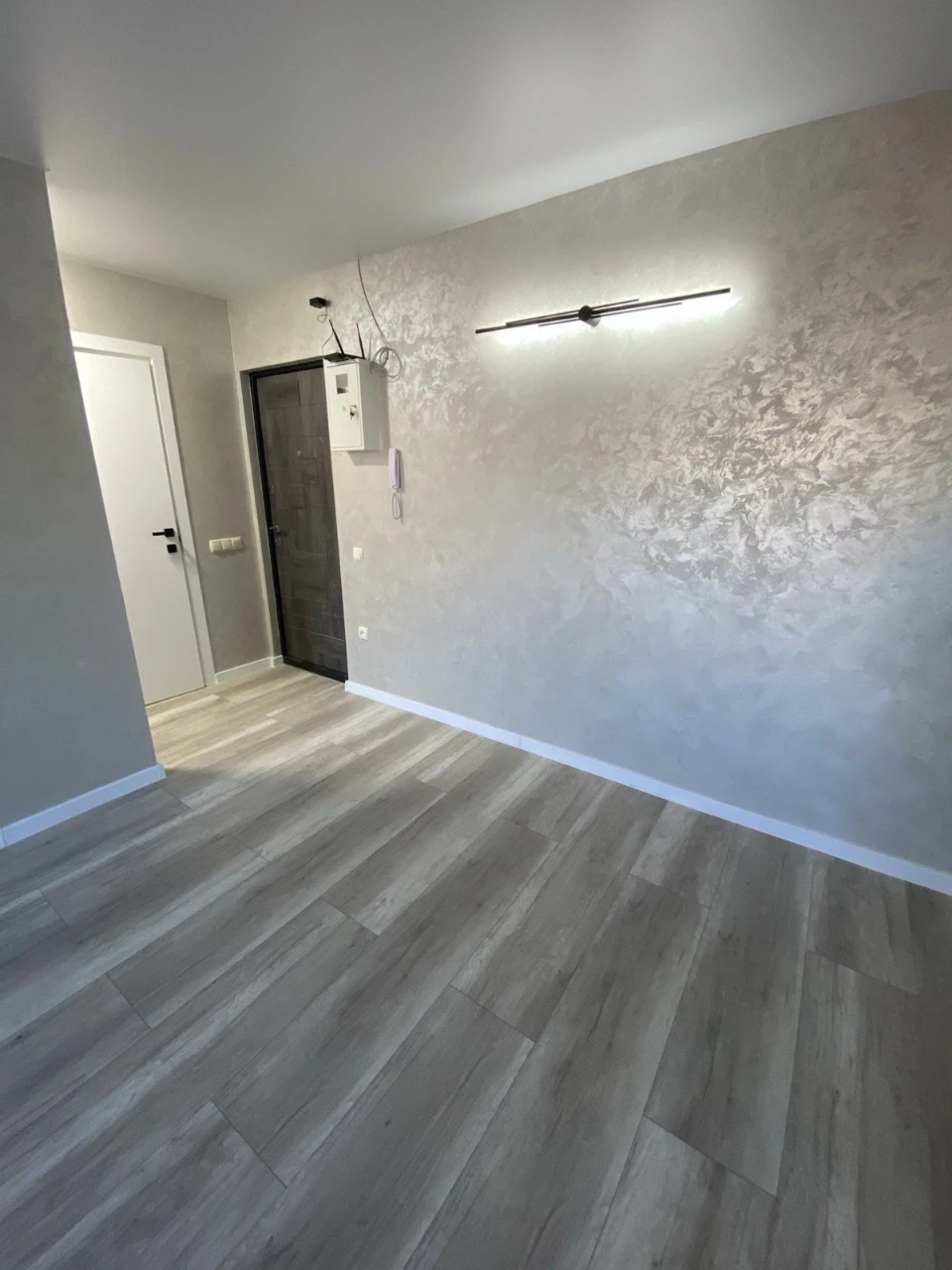 Sale of a 3-room apartment renovated