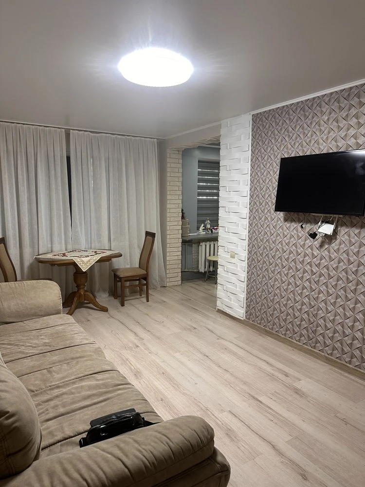 3 room apartment for sale in Rudan.