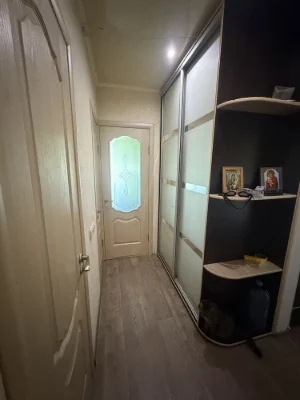 For Sale: Three-room apartment at 40 Oleksii Riznycenco Street