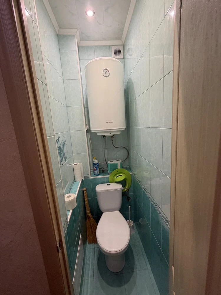 For Sale: Three-room apartment at 40 Oleksii Riznycenco Street