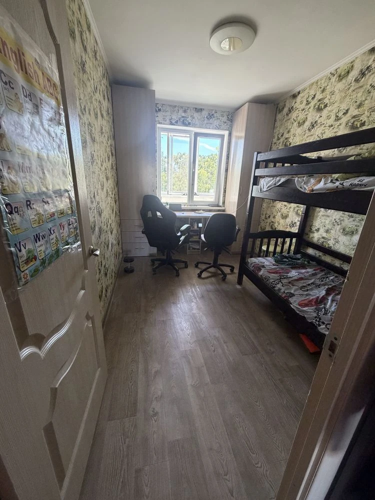 For Sale: Three-room apartment at 40 Oleksii Riznycenco Street